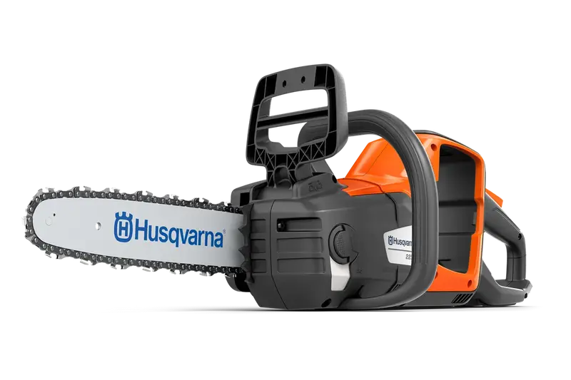 Husqvarna 225I Cordless Chainsaw – Entry-Level Brushless Power 1