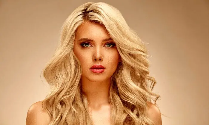 Sheek Hair Signature Styling: Wash, Blow-Dry + Cacau Treatment Or Relaxing Massage 1