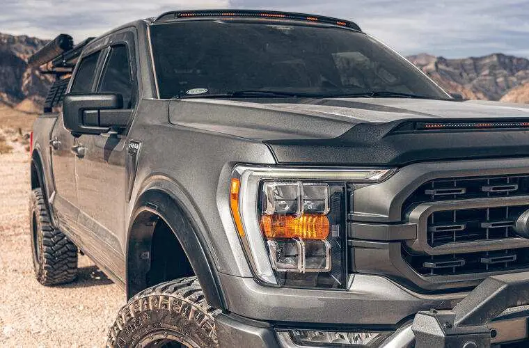 Ventshade Aerocab Pro Cab-Height Tonneau Cover – Sleek Aerodynamic Design For Pickup Trucks 1